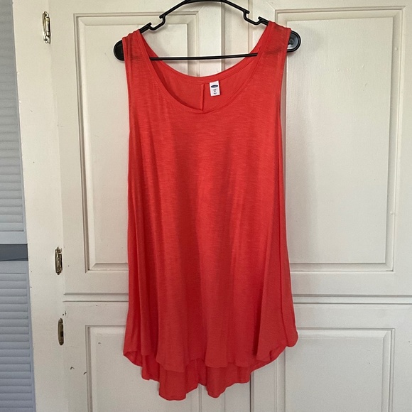 Old Navy Tops - EUC old Navy Luxe tank top